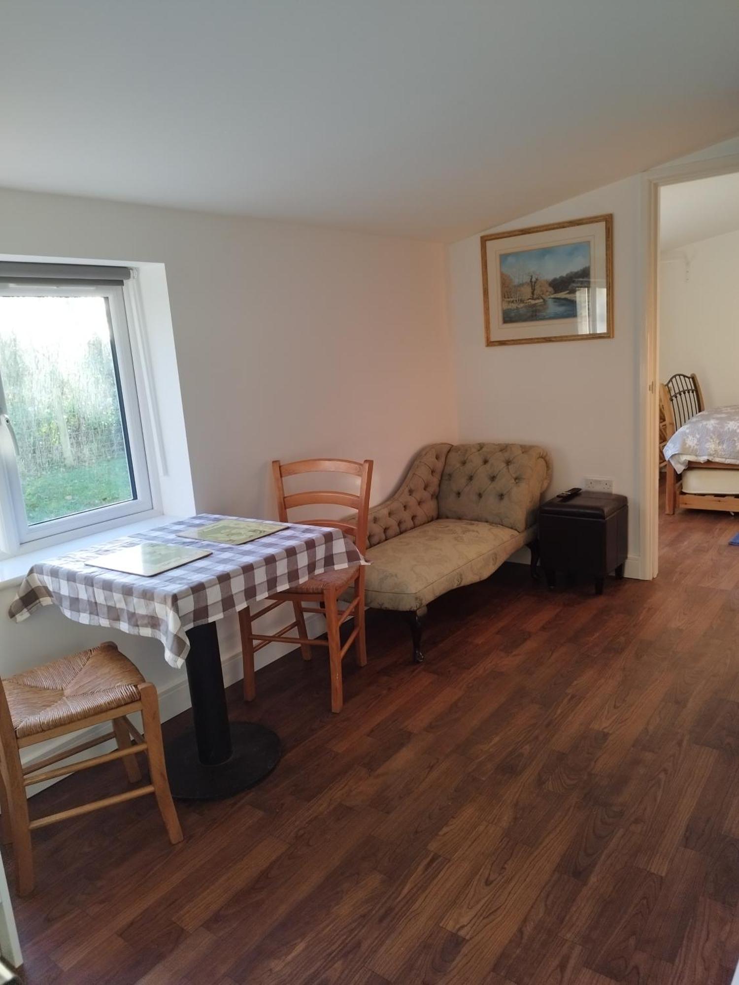 Two Birds Weekly Stay Malmesbury Buitenkant foto